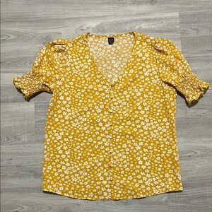 NWOT Greathe Floral Yellow Women's Top